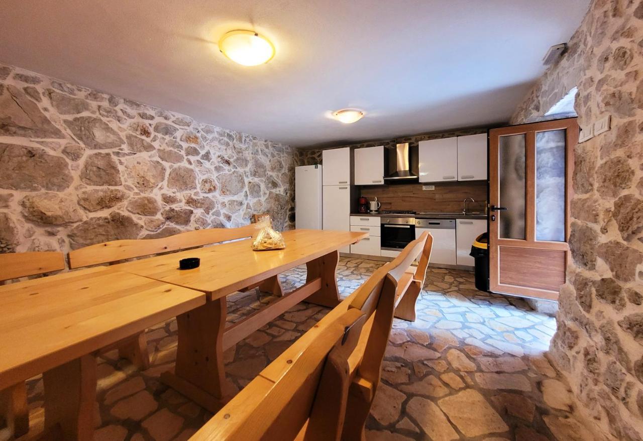 Luxury Villa Poquito Zagvozd Exterior photo