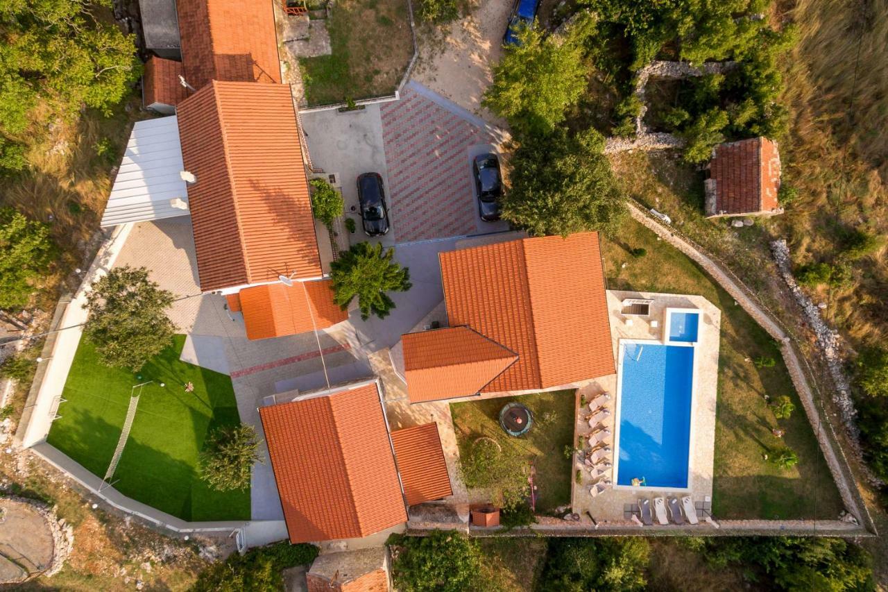 Luxury Villa Poquito Zagvozd Exterior photo